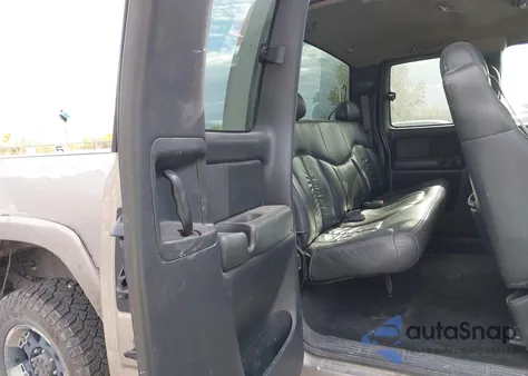 2001 Chevrolet Silverado 2500Hd Lt z USA, uszkodzony, nr VIN 1GCHK29111E344722